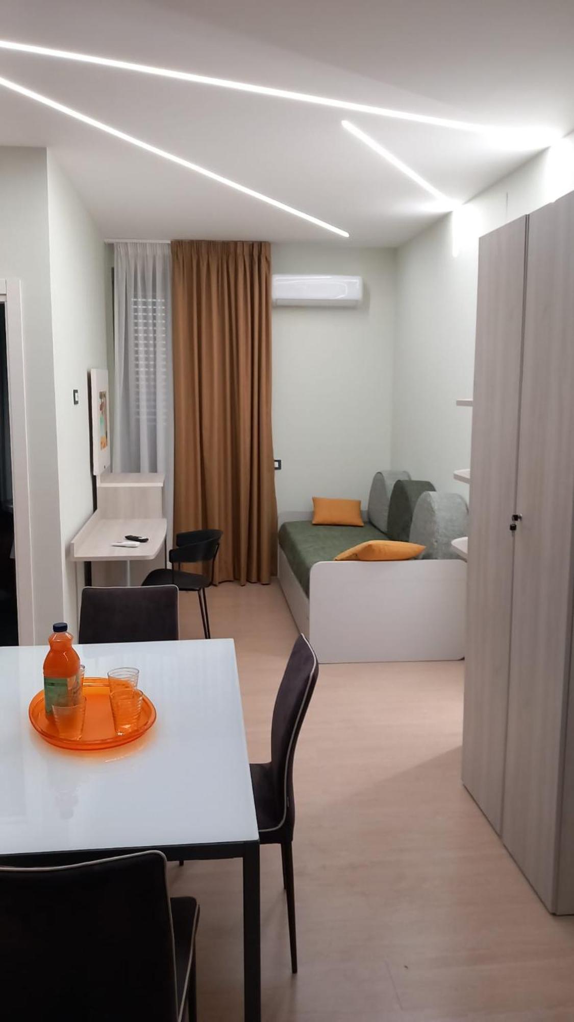 Hotel Sunshine Pimonte Esterno foto